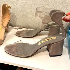 Nordstrom grey / silver block heels with modern, "no show" detail. Barely worn